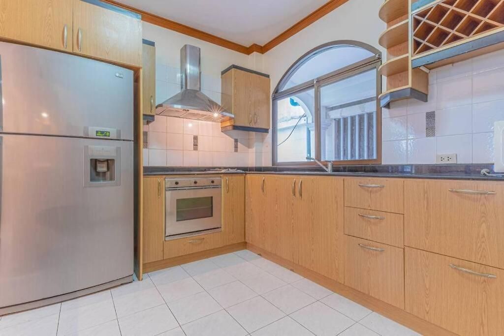 3-2br Huge Pool, Bbq, 300m-beach, 8 Mins To Walking Street วิลล่า