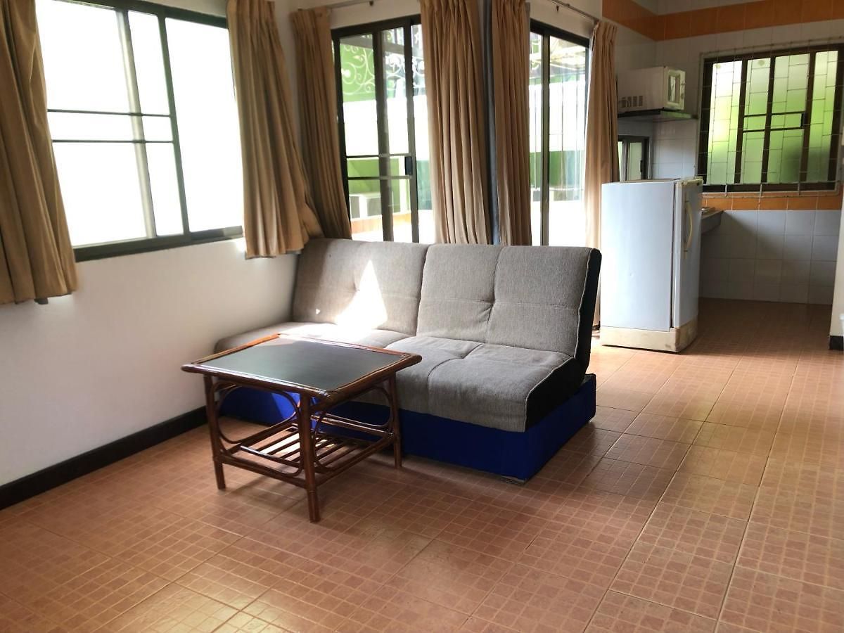โรงแรม Sutus Court 7 Pattaya