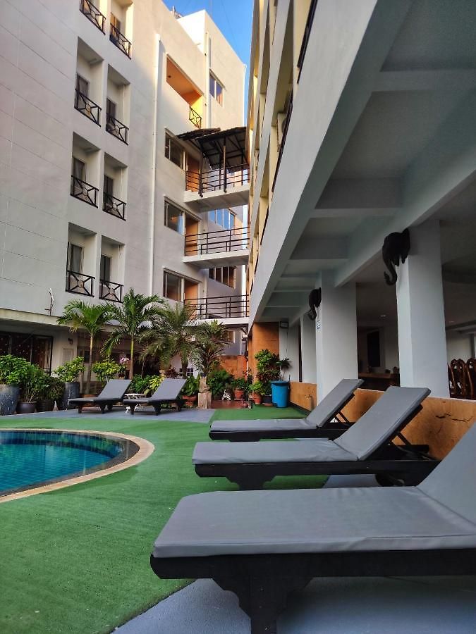 The Chanthong And โรงแรม 3*