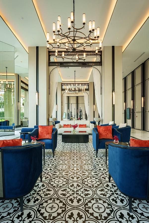 โรงแรม Somerset 5*