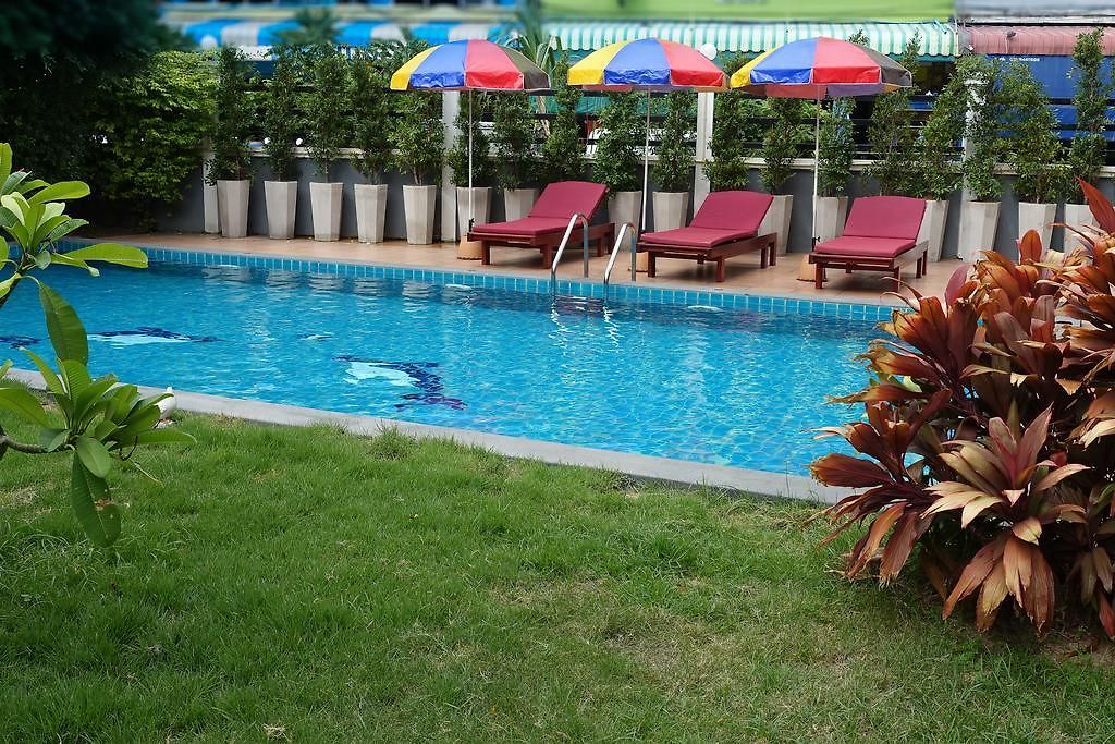 เดอะไรท์ โรงแรม