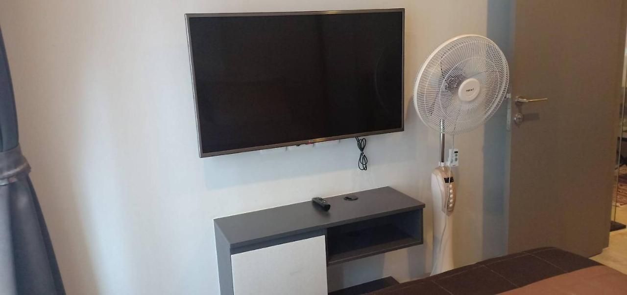 One Bedroom With Pool View At The Base Near Festival *