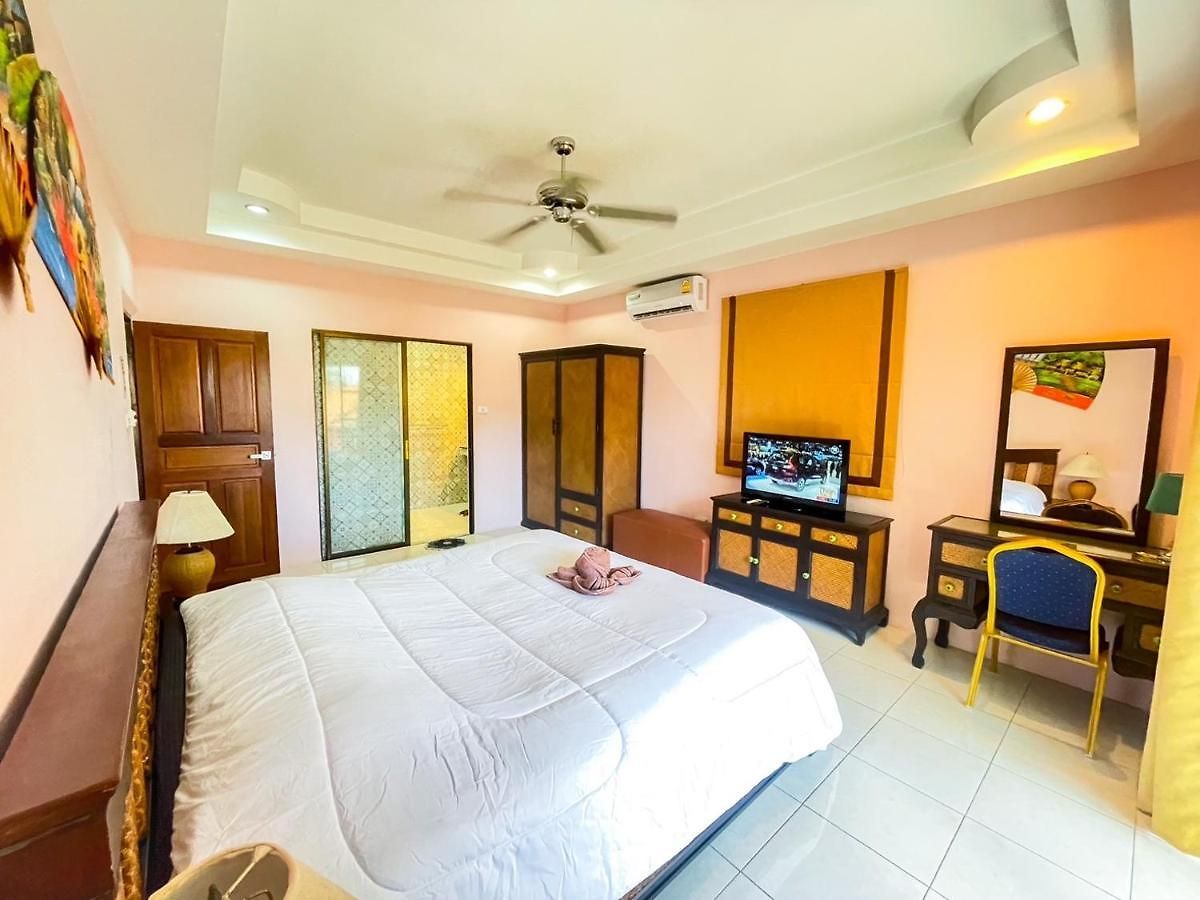 วิลล่า Madee - House Walking Street 6 Bedrooms Pattaya