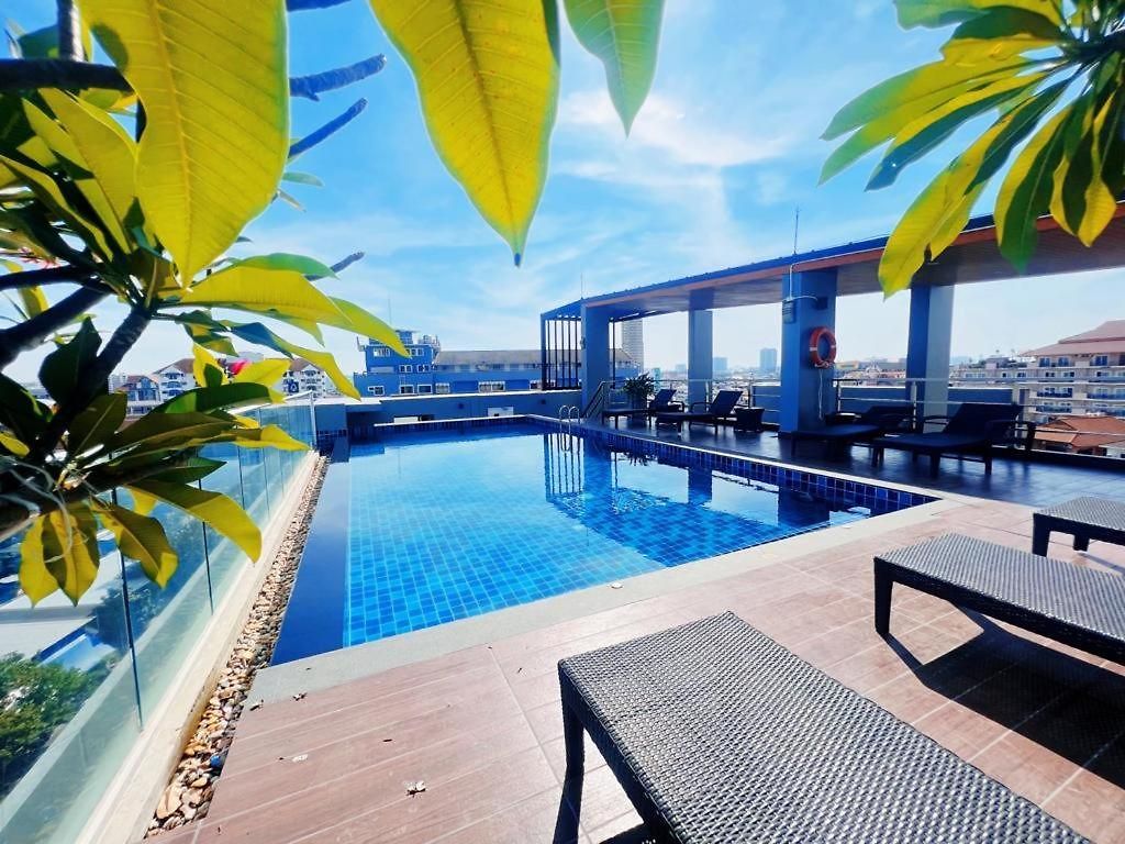 โรงแรม Honey 3*