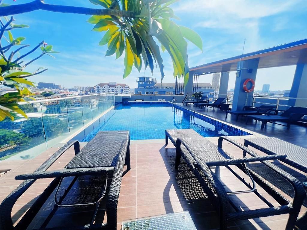 โรงแรม Honey Boutique 3*