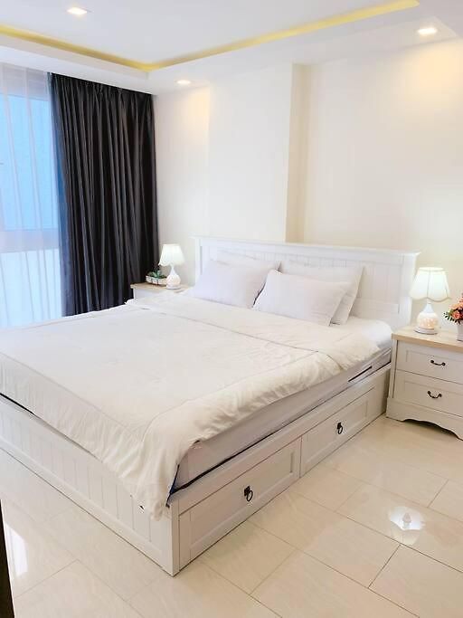 โรงแรม Grand Avenue 6floor Pattaya