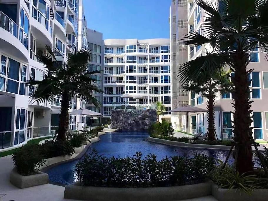 Grand Avenue 6floor *