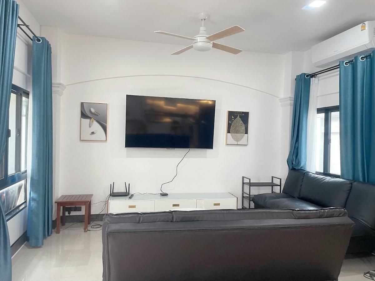 3 Bedroom Praitumnak Soi 4 By Daisy วิลล่า