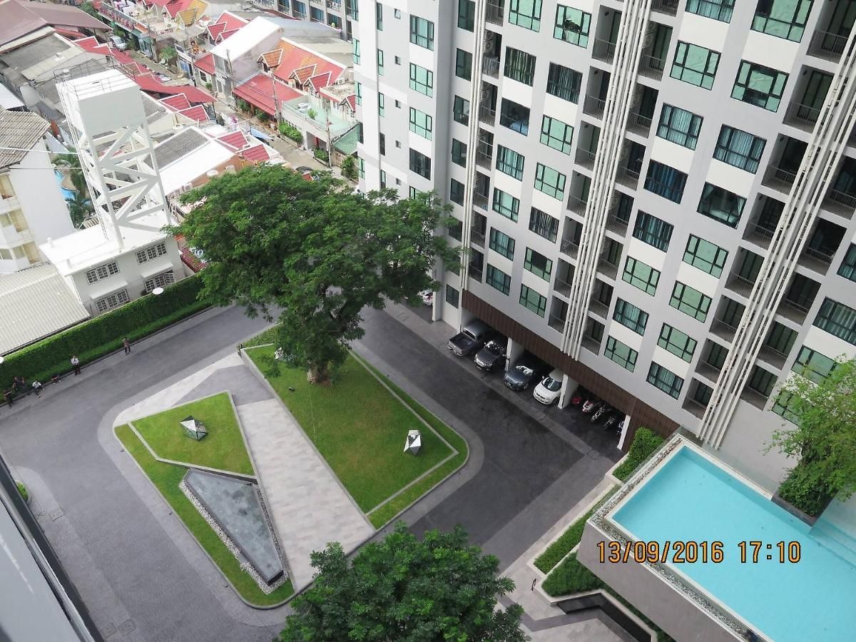 One Bedroom With Pool View At The Base Near Festival * Pattaya