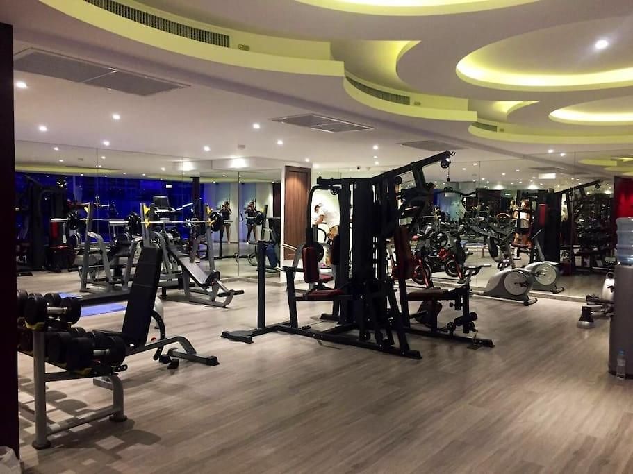 Grand Avenue 6floor โรงแรม Pattaya