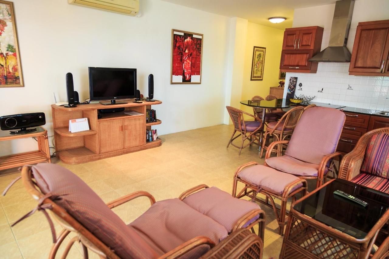 วิลล่า 3 Bedroom Praitumnak Soi 4 By Daisy Pattaya