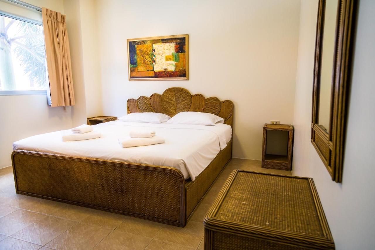 3 Bedroom Praitumnak Soi 4 By Daisy วิลล่า