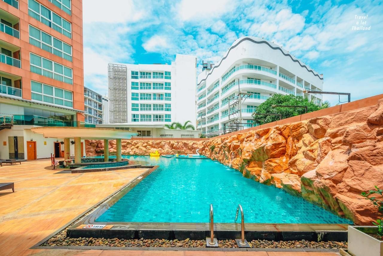 โรงแรม Centara Nova