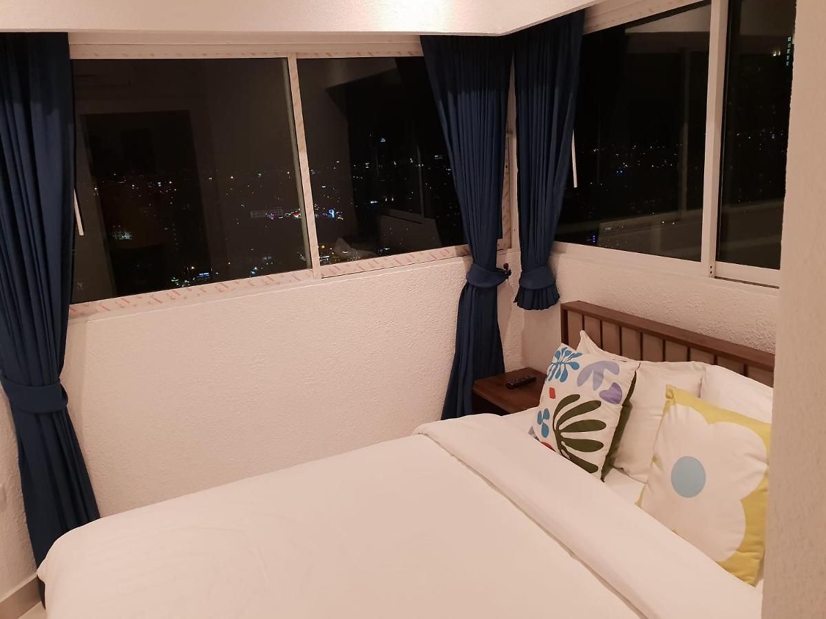 Vtsix At View Talay 6 โรงแรม