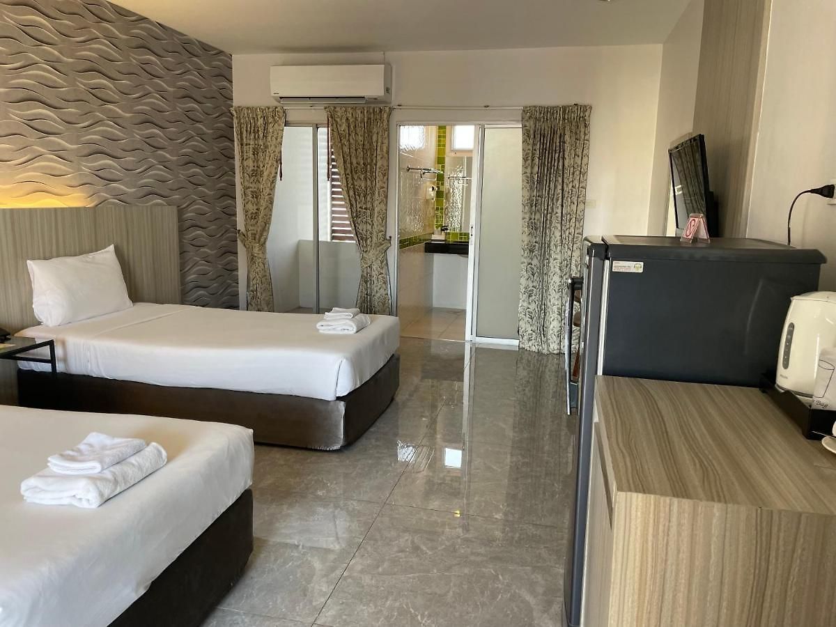 Embryo Hotel 4*