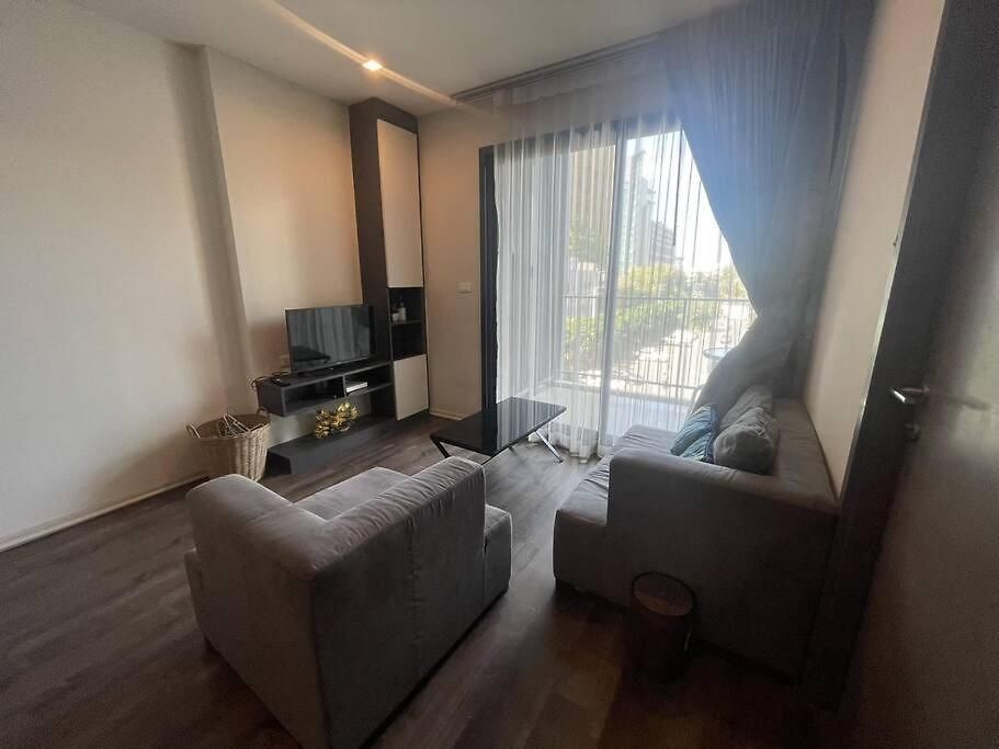 Sea View 2 Bed At Location Pool * Pattaya
