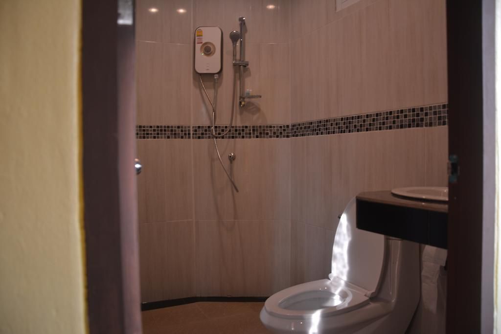 Taj Place Residency 2*