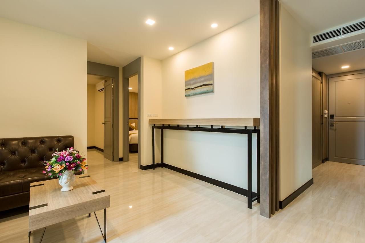 Crystal Palace Luxury Pattaya