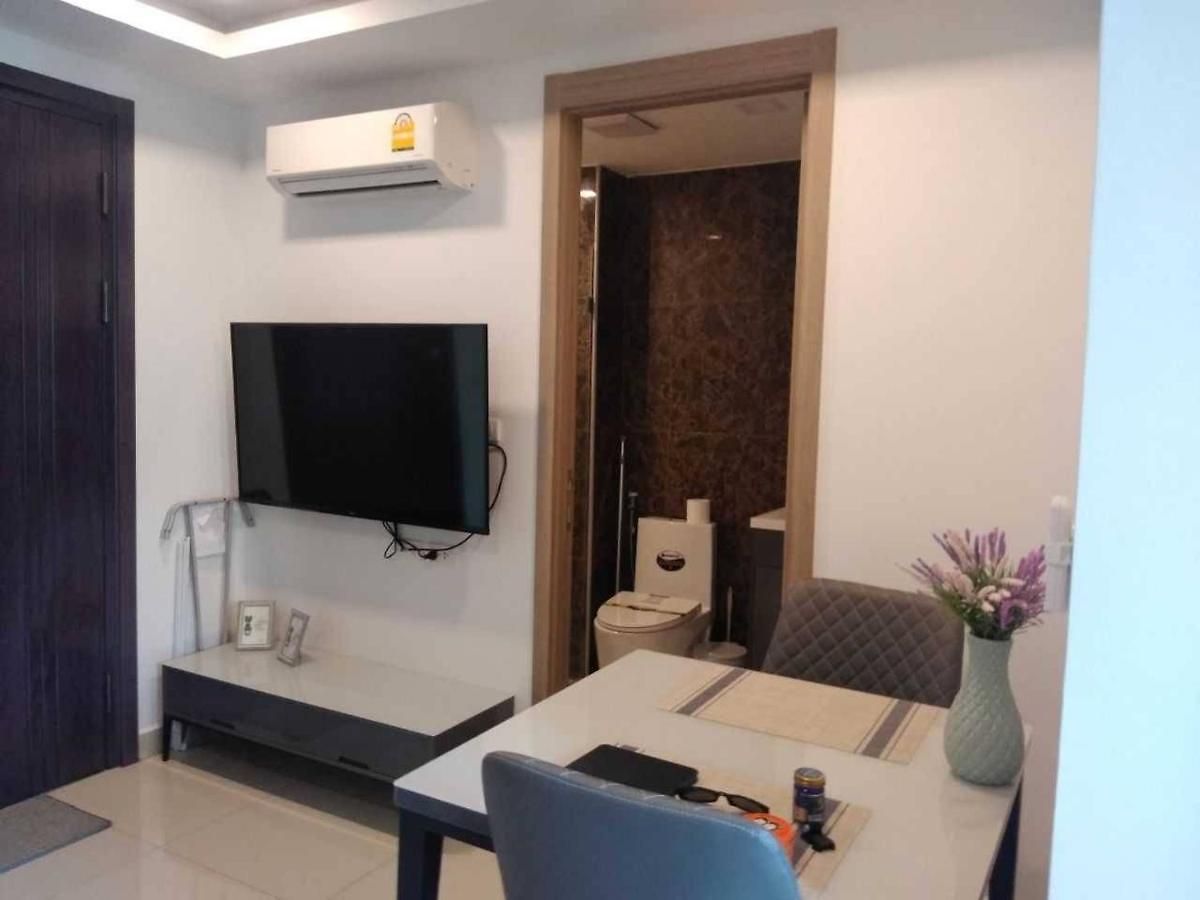 Arcadia Continental โรงแรม