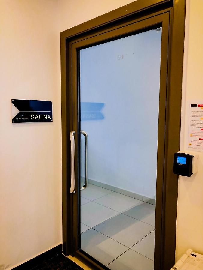 Arcadia Continental โรงแรม