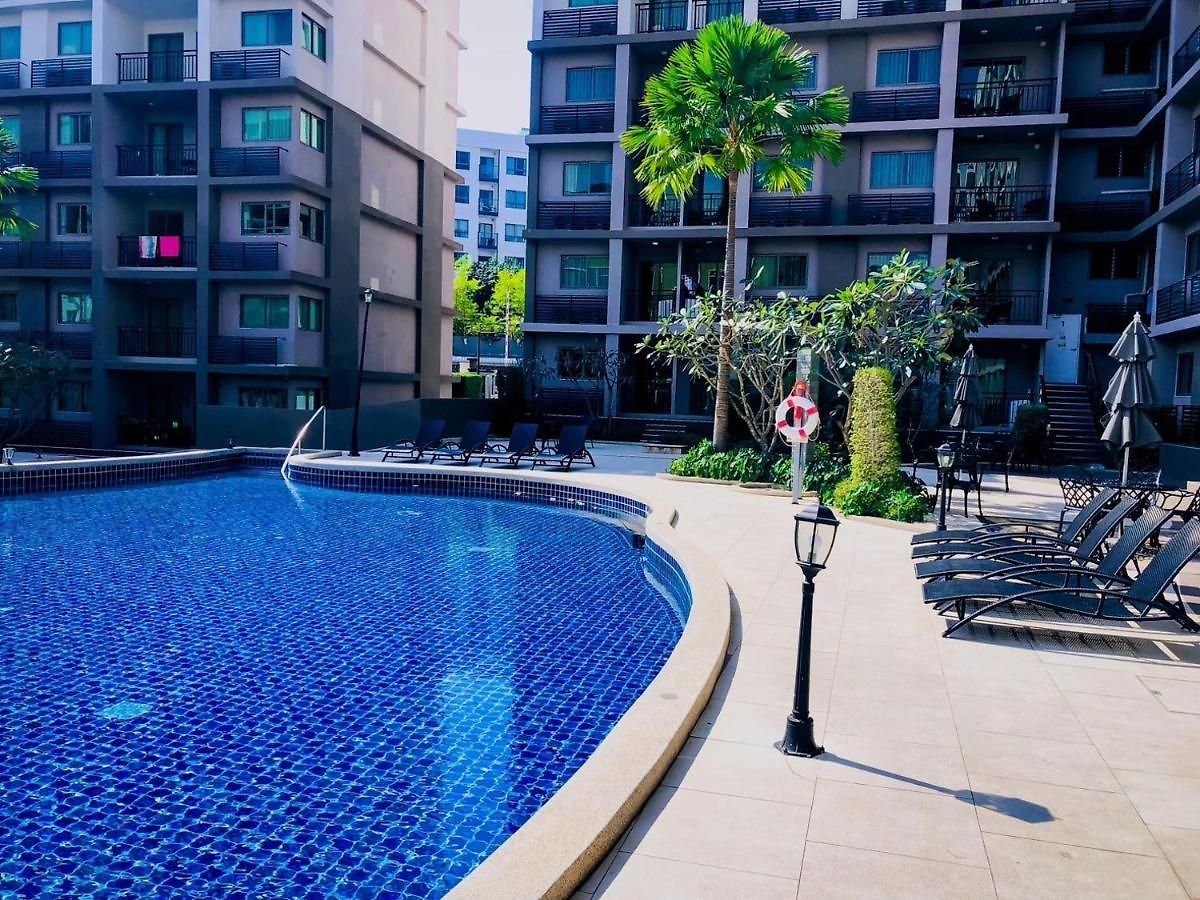 Arcadia Continental โรงแรม *