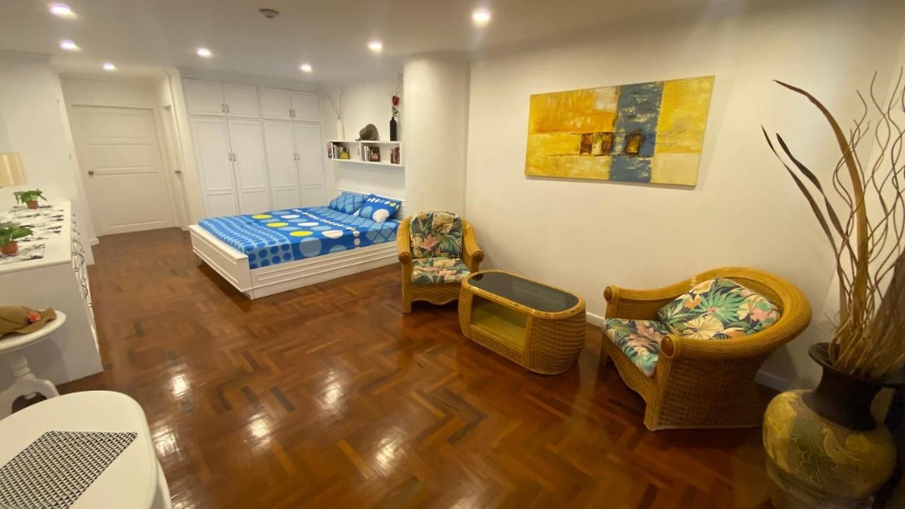 อพาร์ทเม้น Sky Beachfront Pattaya