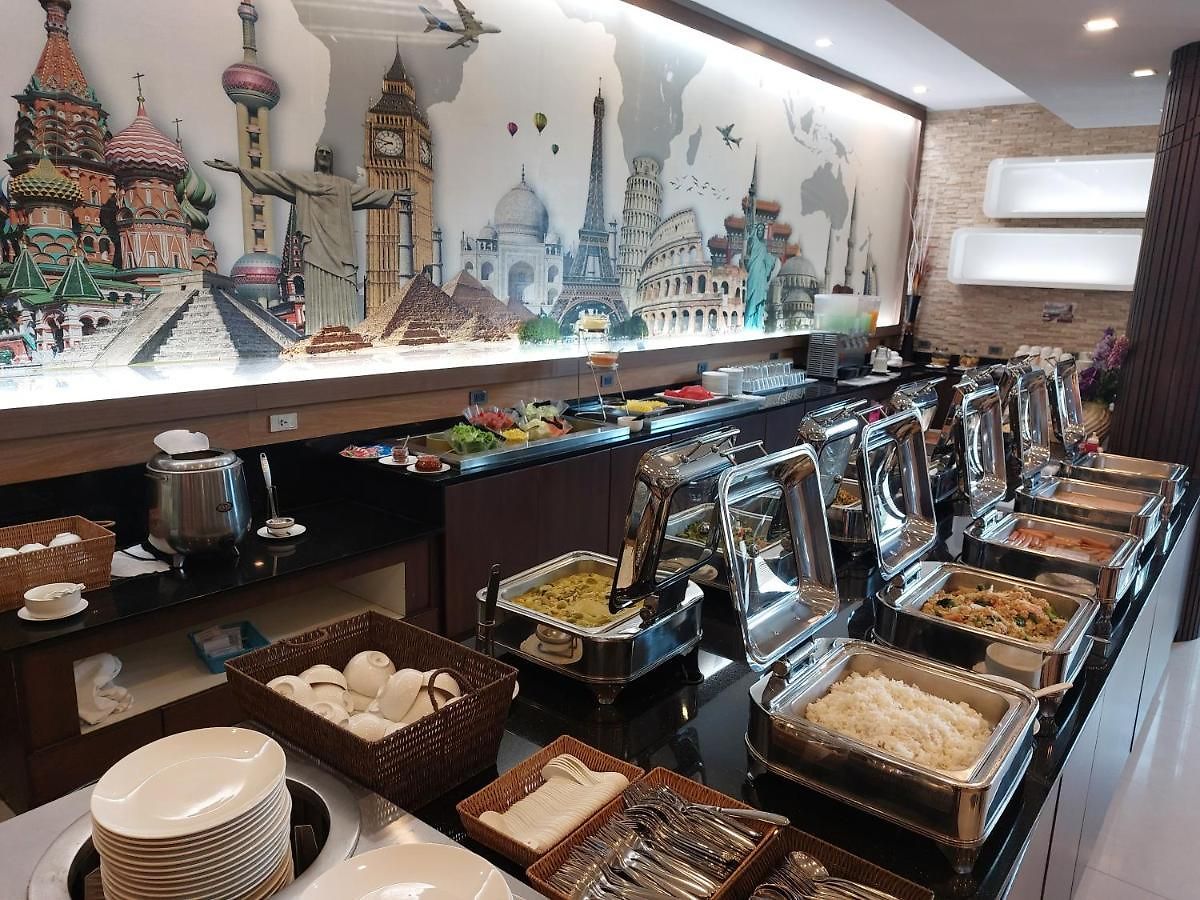 Vareena Palace โรงแรม