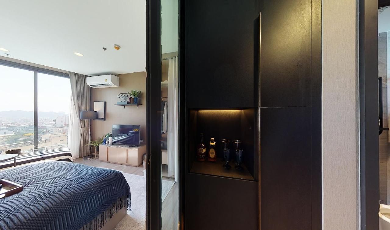 The Edge Infinity Apartment Pattaya