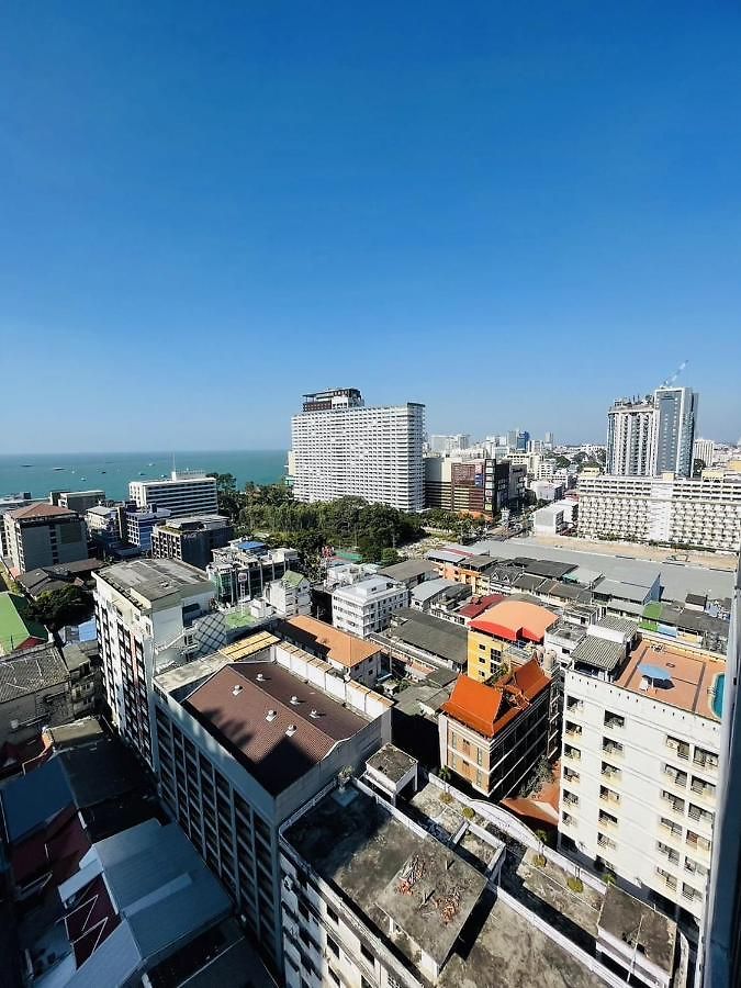 The Base อพาร์ทเม้น Pattaya