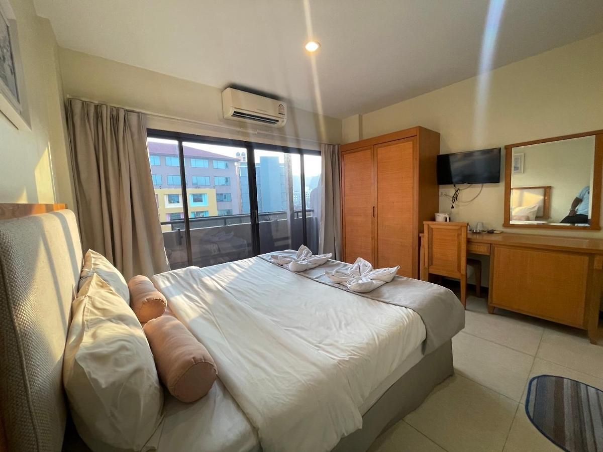 โรงแรม Babylon