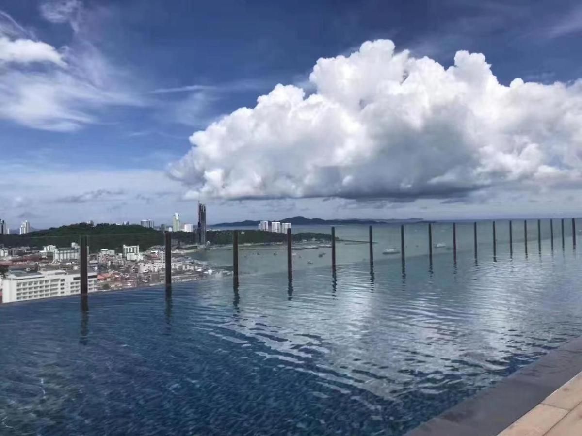 Great Location With Infinity Pool -central