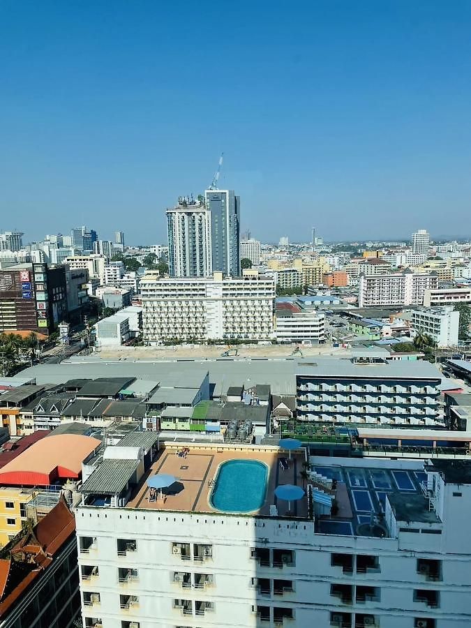 The Base * Pattaya