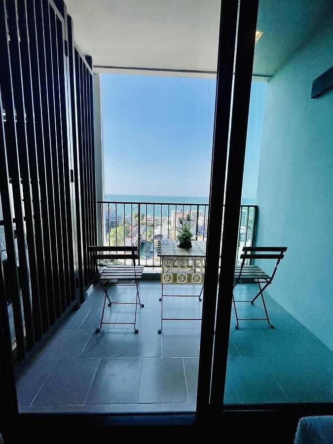 The Base อพาร์ทเม้น Pattaya