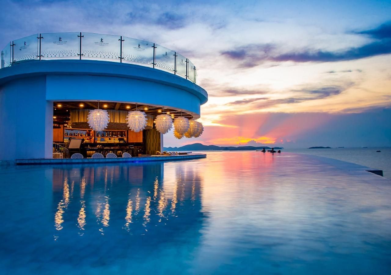 Royal Cliff Terrace