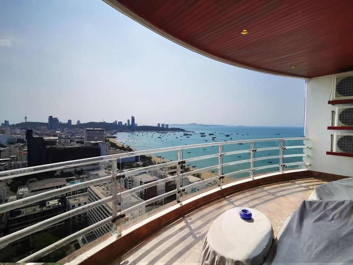 Oceanfront By View Talay 6 อพาร์ทเม้น Pattaya