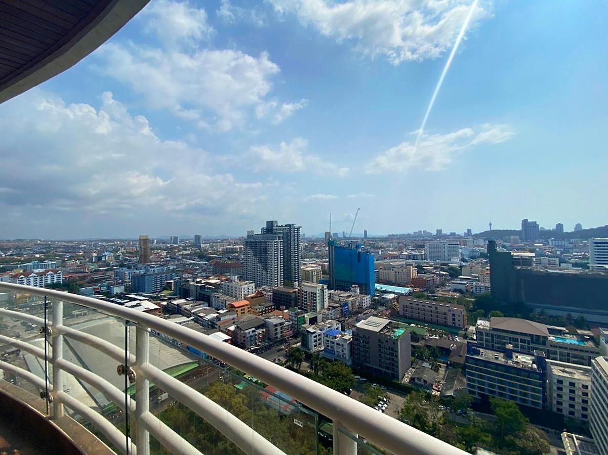อพาร์ทเม้น Oceanfront By View Talay 6