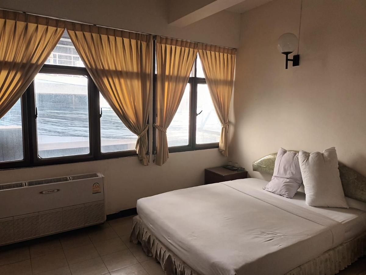 โรงแรม Residence Inn