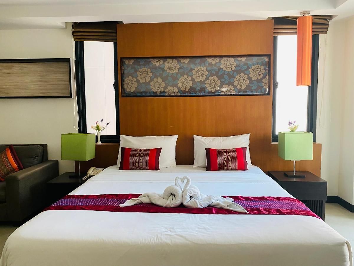 Tycoon By Goad Avadhess Hospitality 1km Walking Street โรงแรม 3*