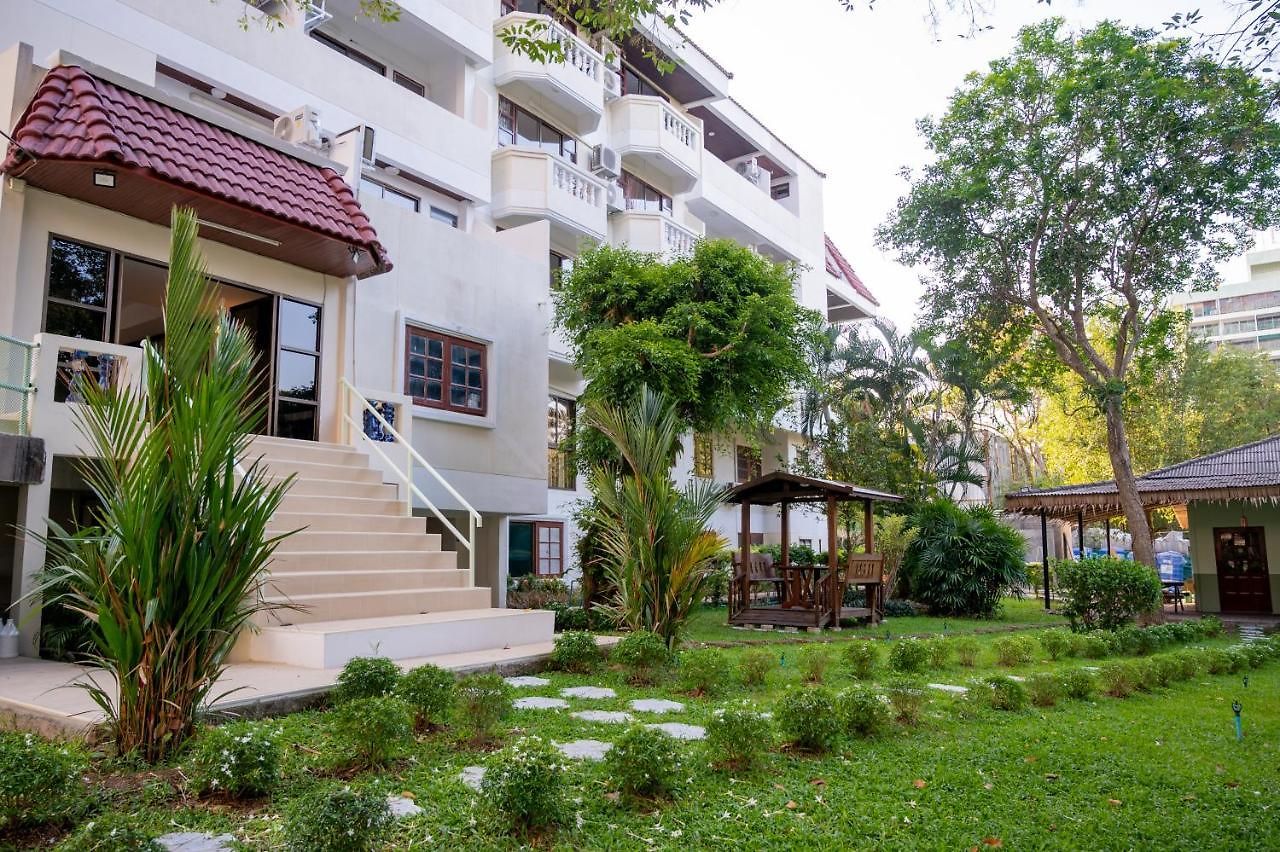 โรงแรม Hillside