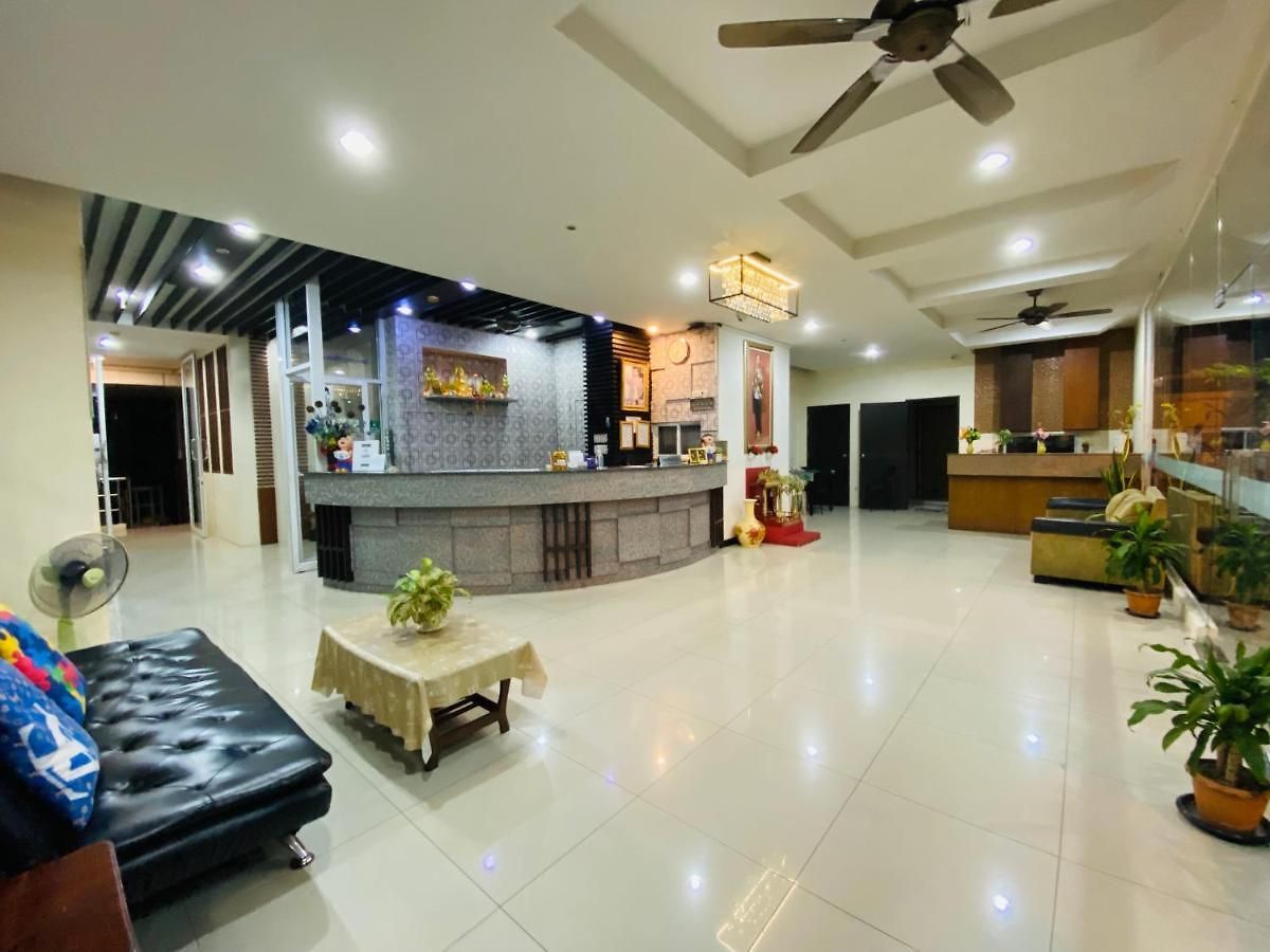 Tycoon By Goad Avadhess Hospitality 1km Walking Street โรงแรม