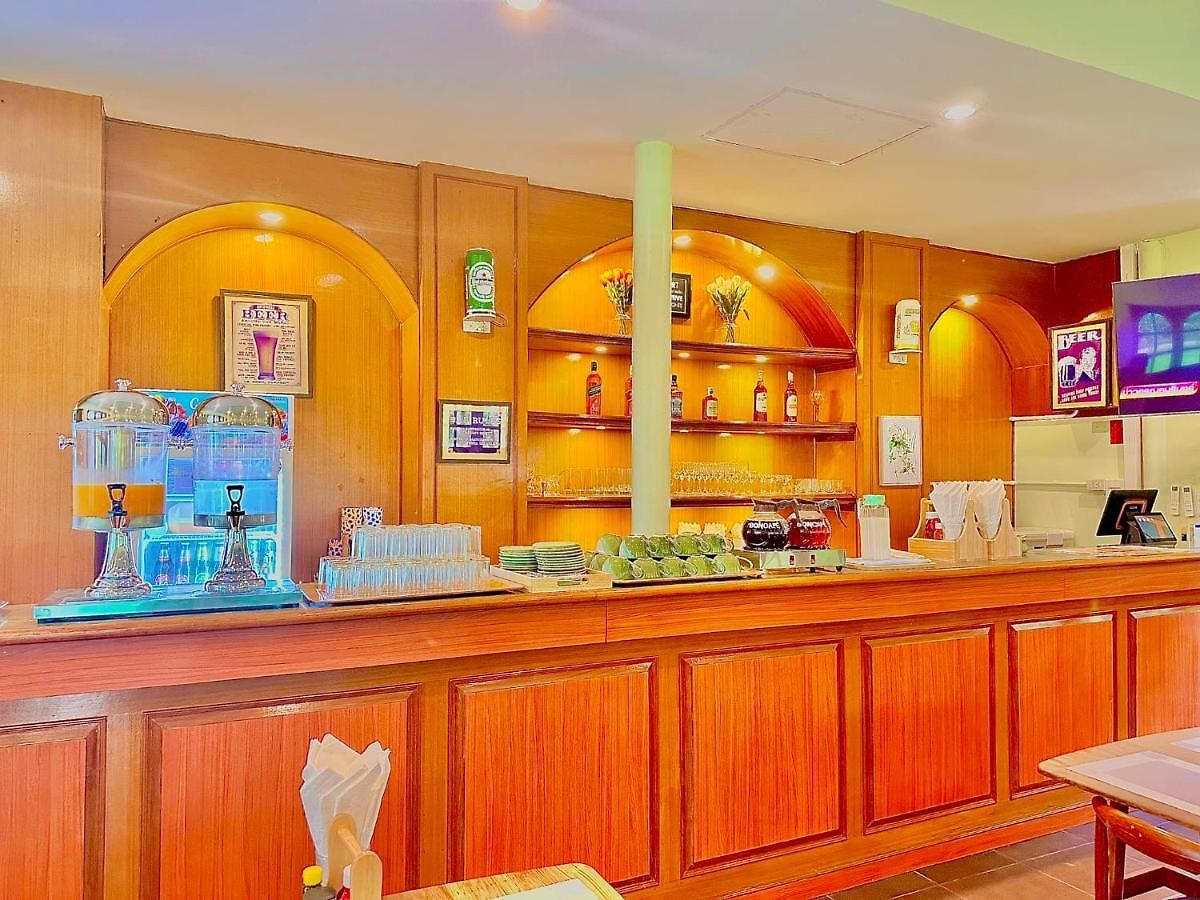 โรงแรม Hillside 3*