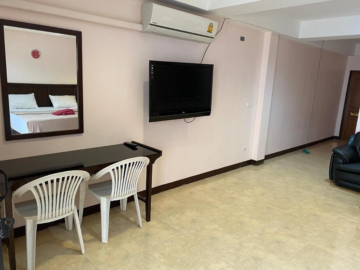 ที่พัก โอเรียนท์ เฮ้าส์ Pattaya