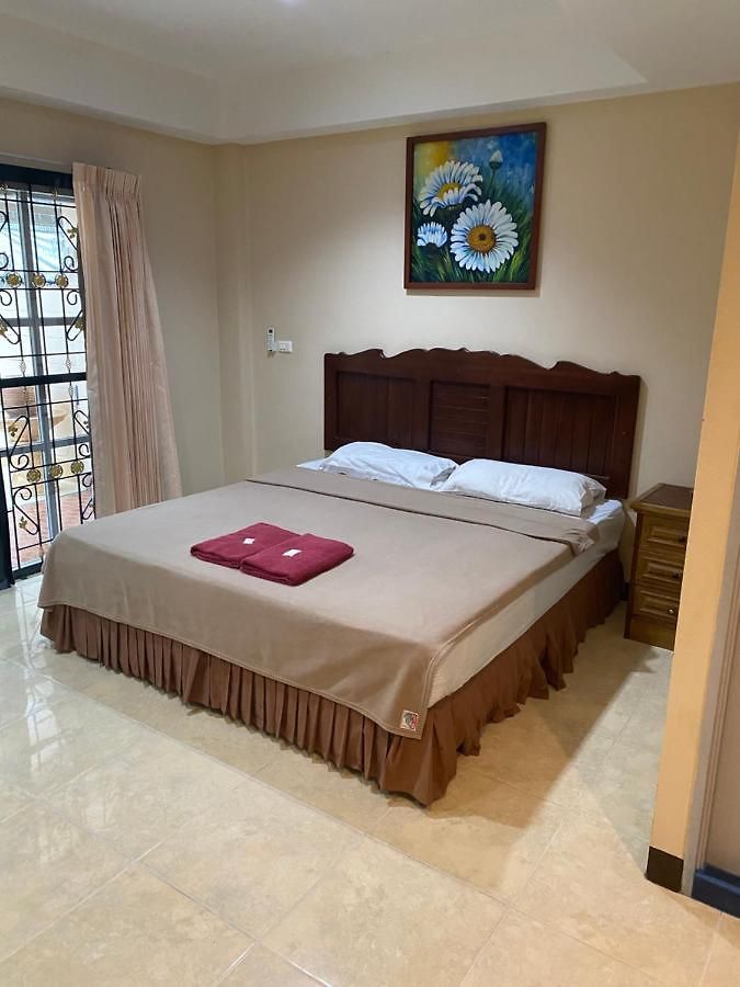 โอเรียนท์ เฮ้าส์ ที่พัก Pattaya