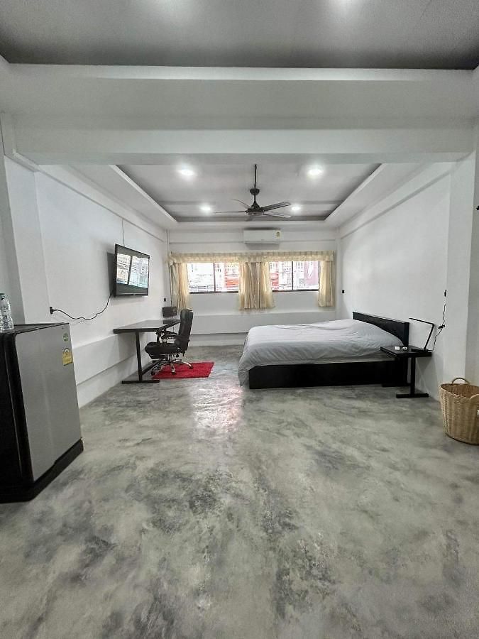บ้านพัก Splash Bar And 3*