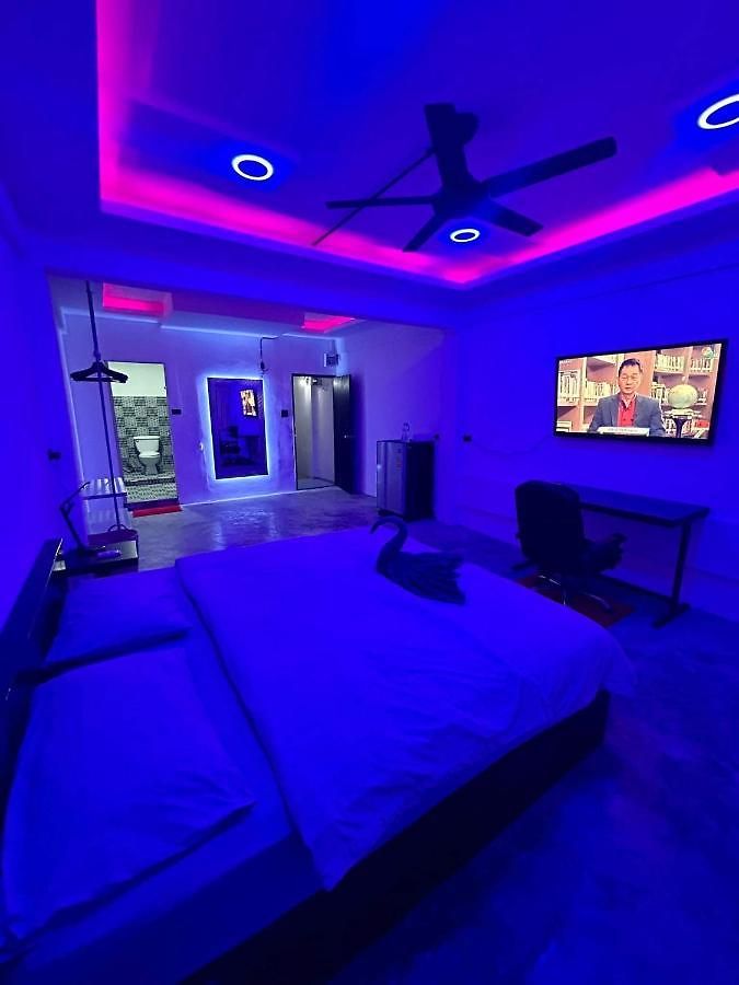 บ้านพัก Splash Bar And 3*