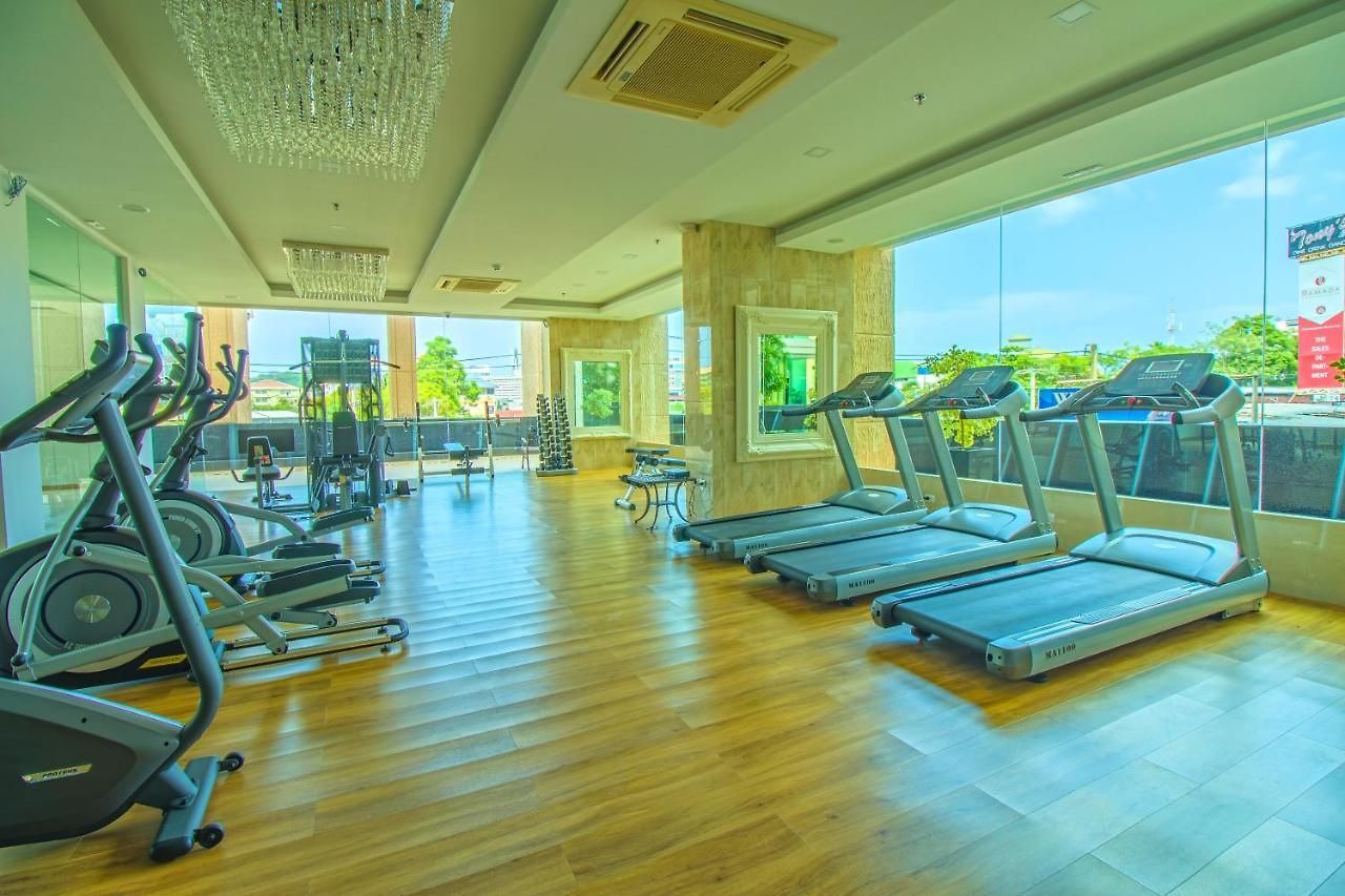 In Garden Tower Pool, Sauna & Gym 1 Km From Walking Street