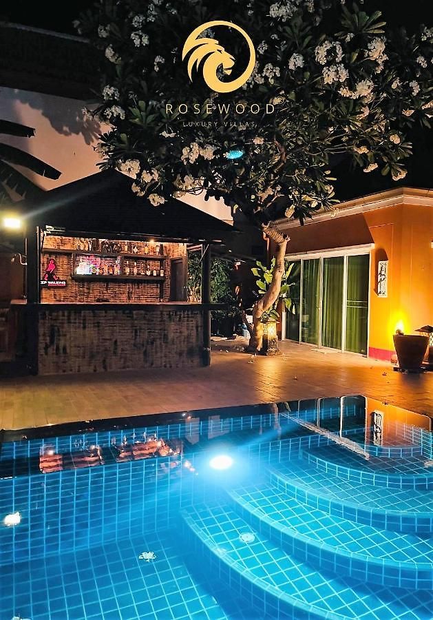 โรงแรม Rosewood Pool 1 Pattaya