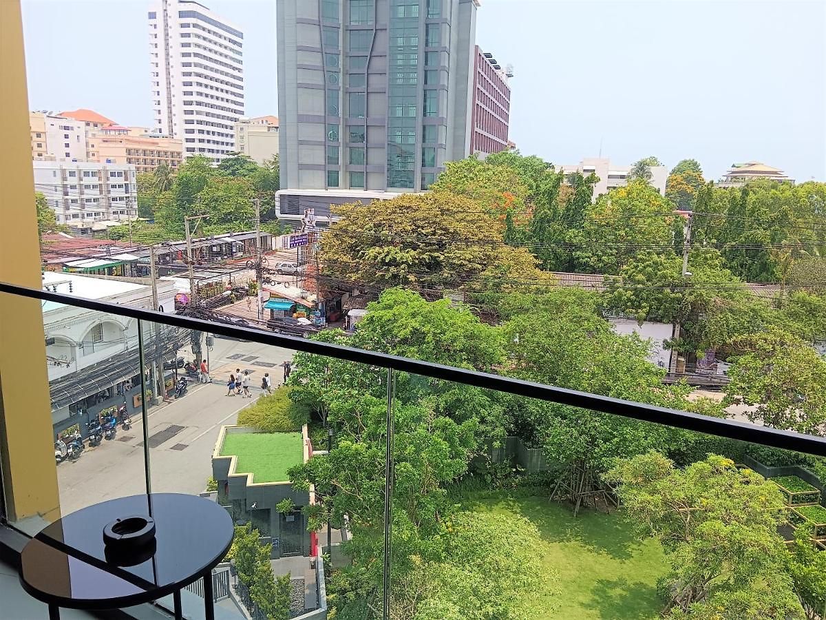 Edge Lux Apartment *