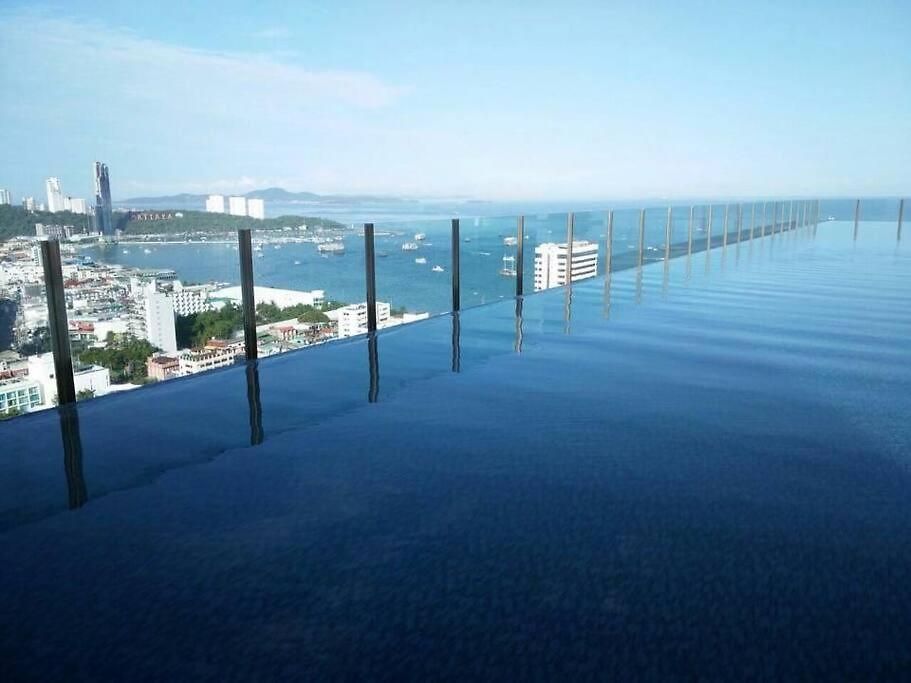 The Base Central Beach อพาร์ทเม้น Pattaya