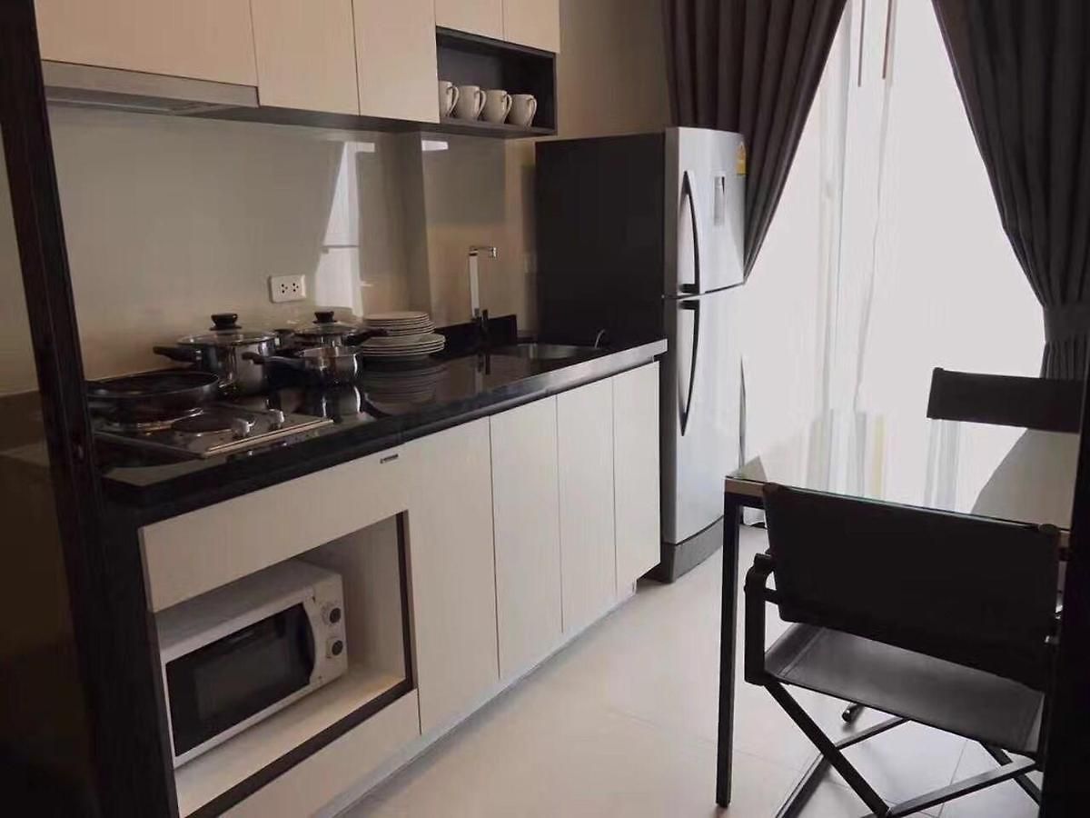อพาร์ทเม้น The Base Central Beach *